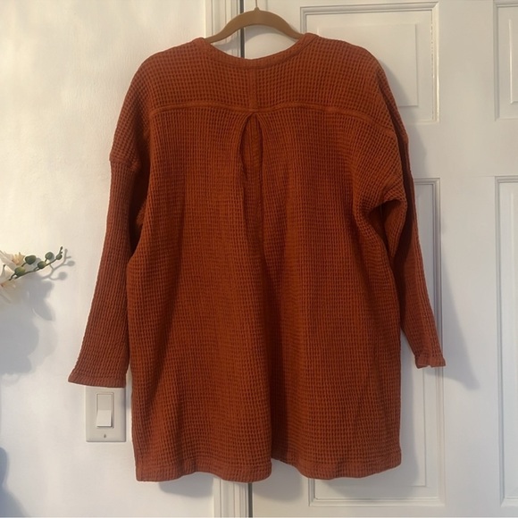 Free People Waffle Knit Oversized Button Front Cardi Tunic Copper - Picture 5 of 13